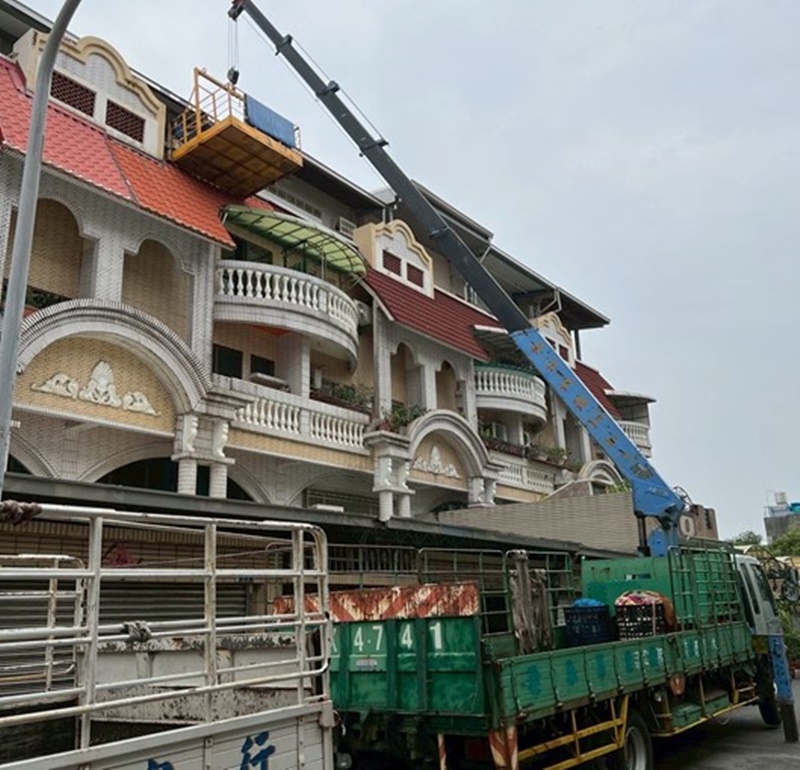 高雄吊車搬家 高雄吊車搬家.jpg