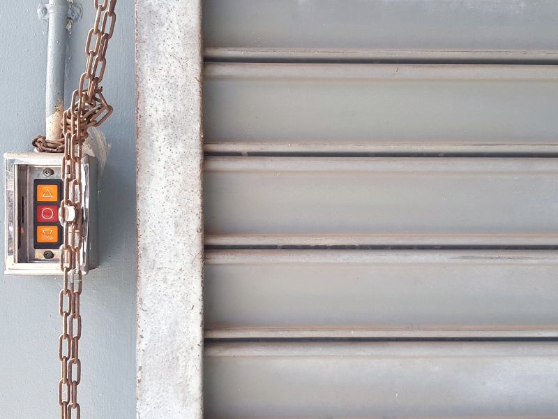 鐵捲門防夾法規