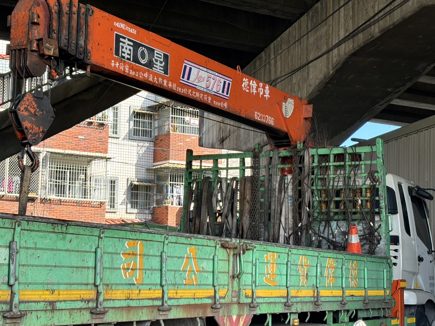 大卡車