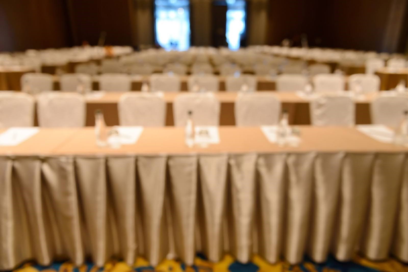 什麼是會議桌裙 什麼是會議桌裙.jpg