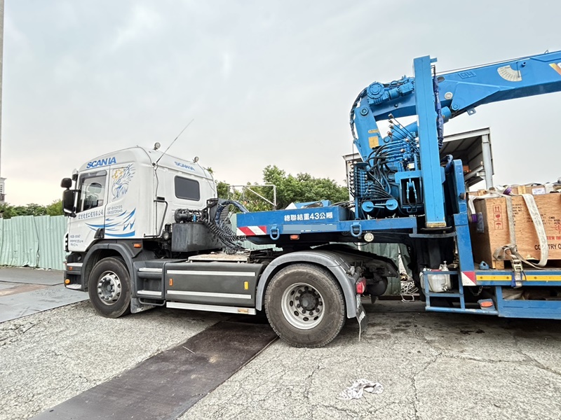 🚚高雄吊車起重全攻略｜在地專業推薦，搬得穩又安心！