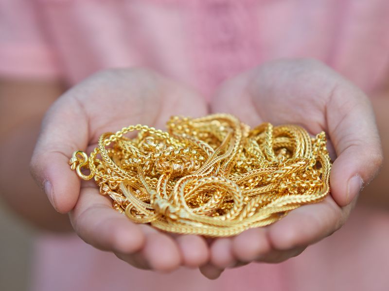 為什麼結婚要穿金戴銀