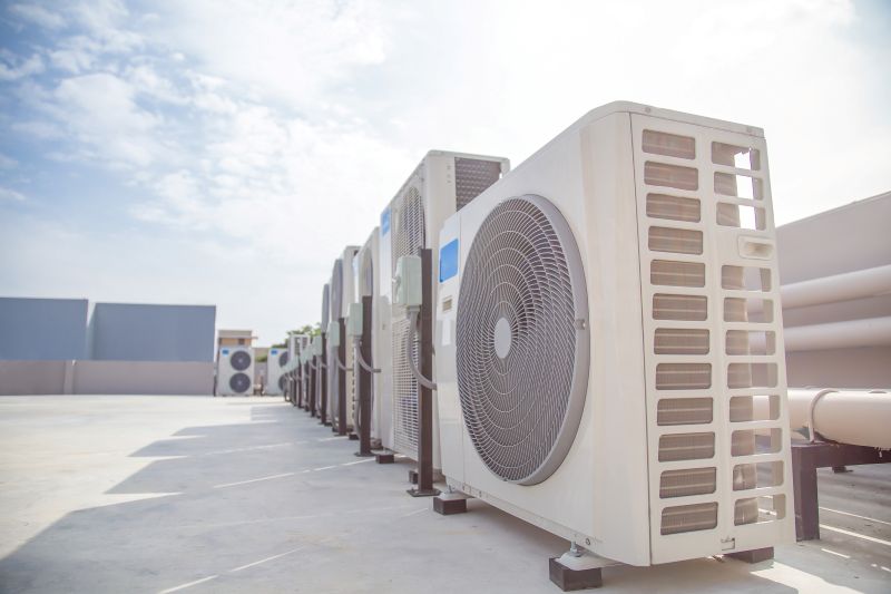 冷卻設備怎麼選？冷凍機組、冰水機差在哪？一篇搞懂高雄冷凍設備選購重點