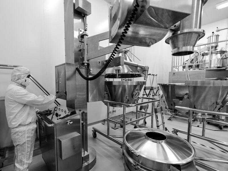 餐飲設備怎麼選？磨豆米脫渣機、脫水機、消毒櫃、烤箱挑選攻略