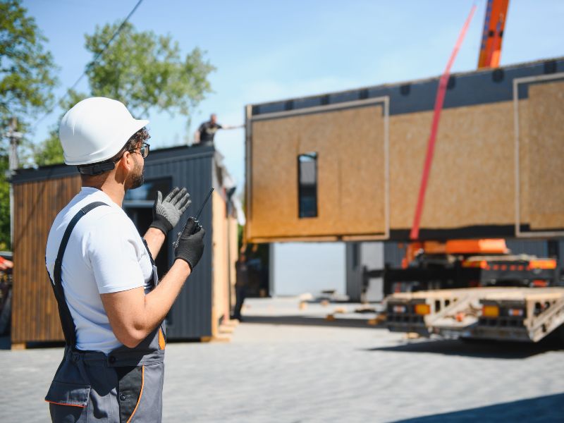 ⭐營造缺工沒人蓋房？解析建商都在看的「鋼構預製工法」救命黑科技