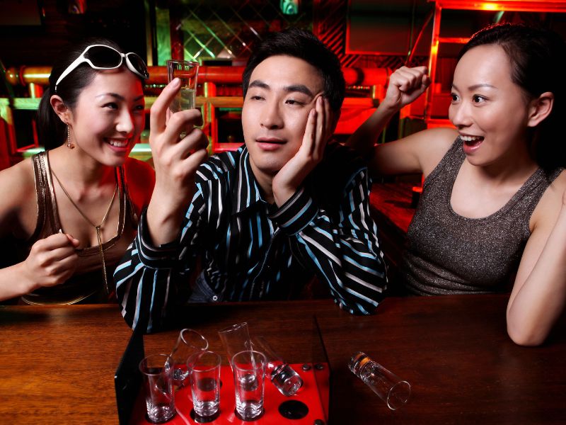 ⭐花蓮酒吧推薦｜女生調酒點單不踩雷！經典調酒入門指南與在地微醺地圖