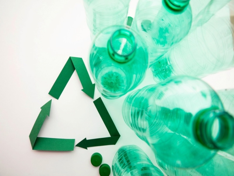 你丟的塑膠去哪了？從廢料塑膠回收到環保塑膠原料的再生奇蹟