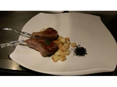 紅錵餐廳股份有限公司-undefined