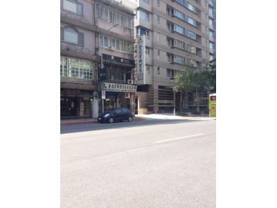 金龍電機器貿易有限公司-undefined