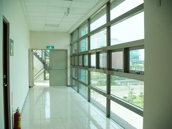 育智電腦-undefined