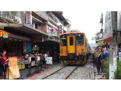 十分火車站-undefined