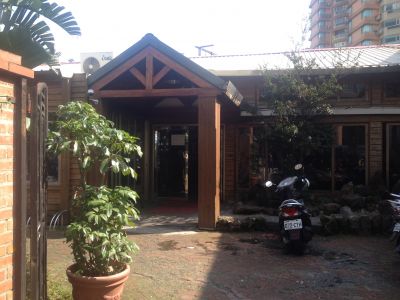 大腳印複合餐廳-undefined