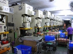 建龍機械工業(股)公司-undefined