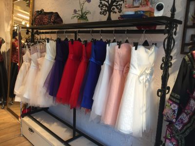 唐人街中國服飾(逢甲店)-undefined