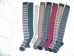 伸展台襪業-undefined