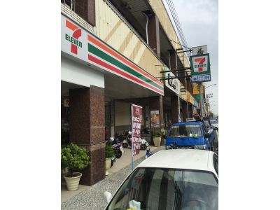 7-ELEVEN-undefined