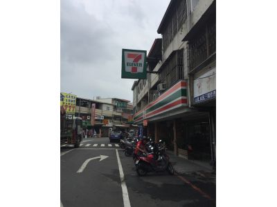 7-ELEVEN-undefined