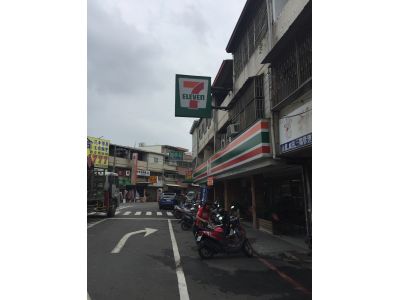 7-ELEVEN-undefined