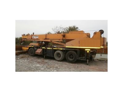 大方起重機行-undefined