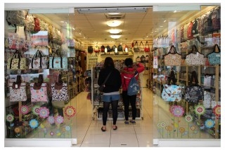 朵莉小舖（防水包專賣店）-undefined