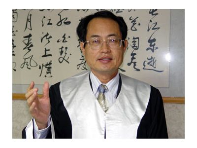 洪條根律師-undefined