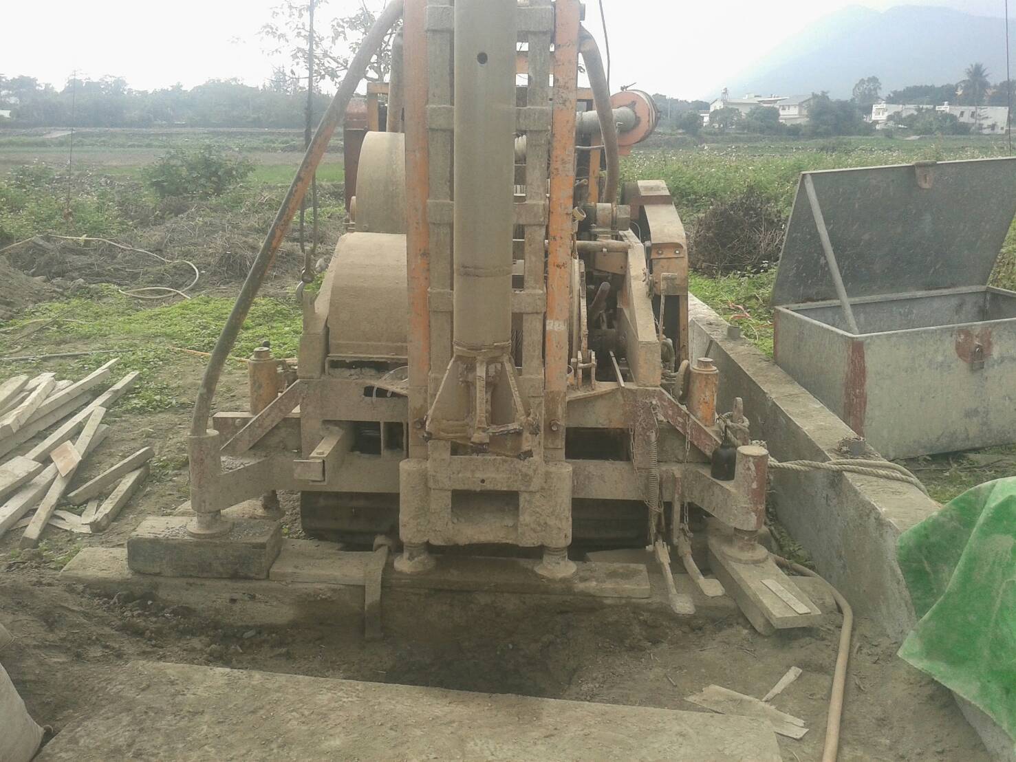 鑿井施工圖----國美鑿井