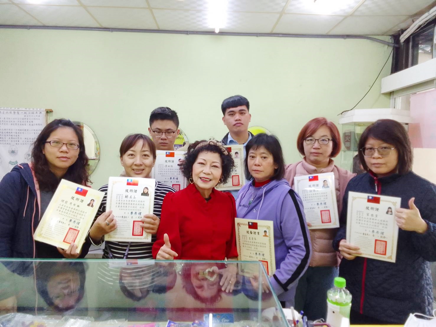 美如玉美容美髮理髮補習班-花蓮合法補習班-學術研究機構