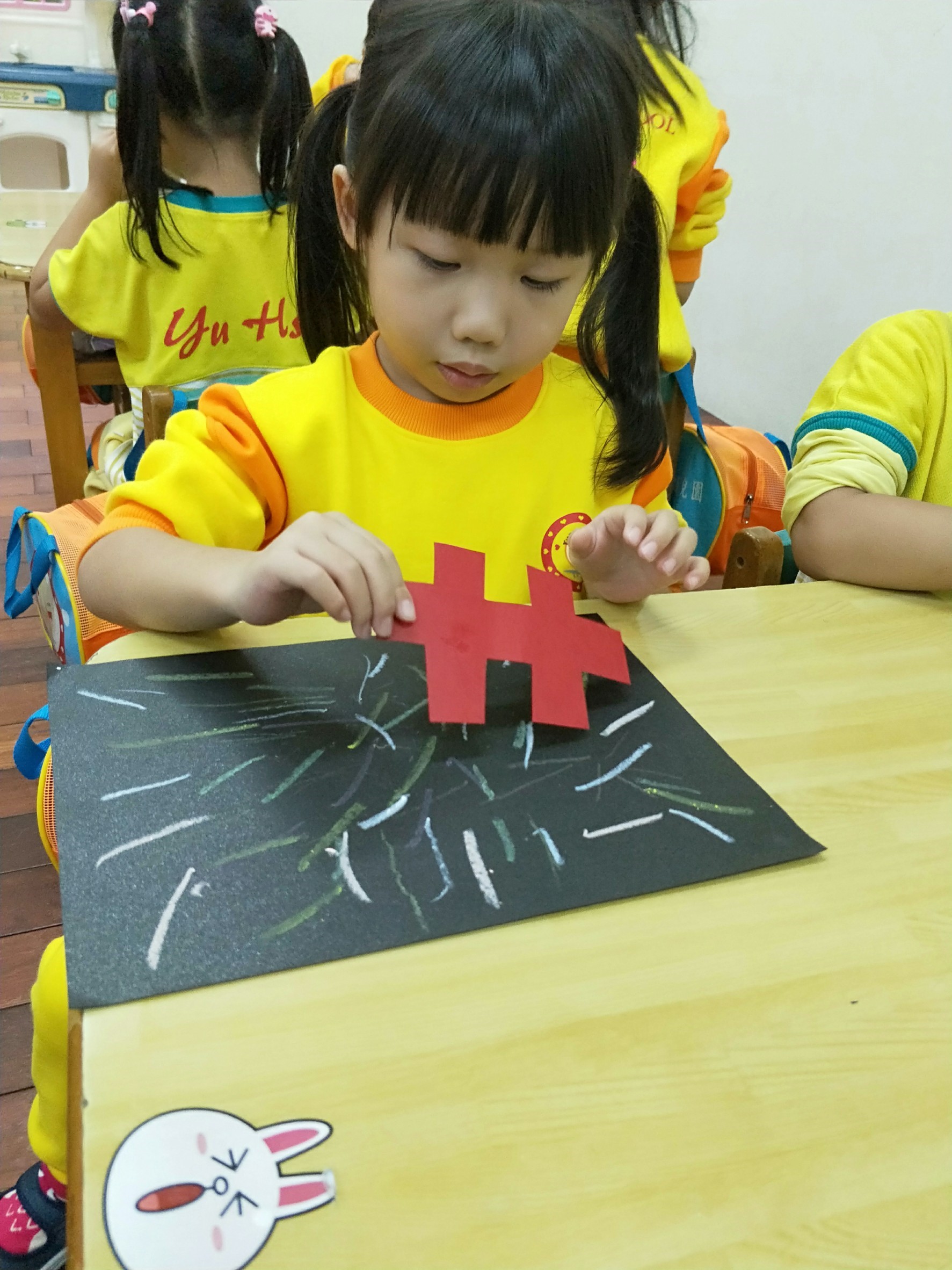 國慶煙花(小班)-基隆市暖暖區幼兒園-雙語教學蒙特梭利-幼新幼兒園