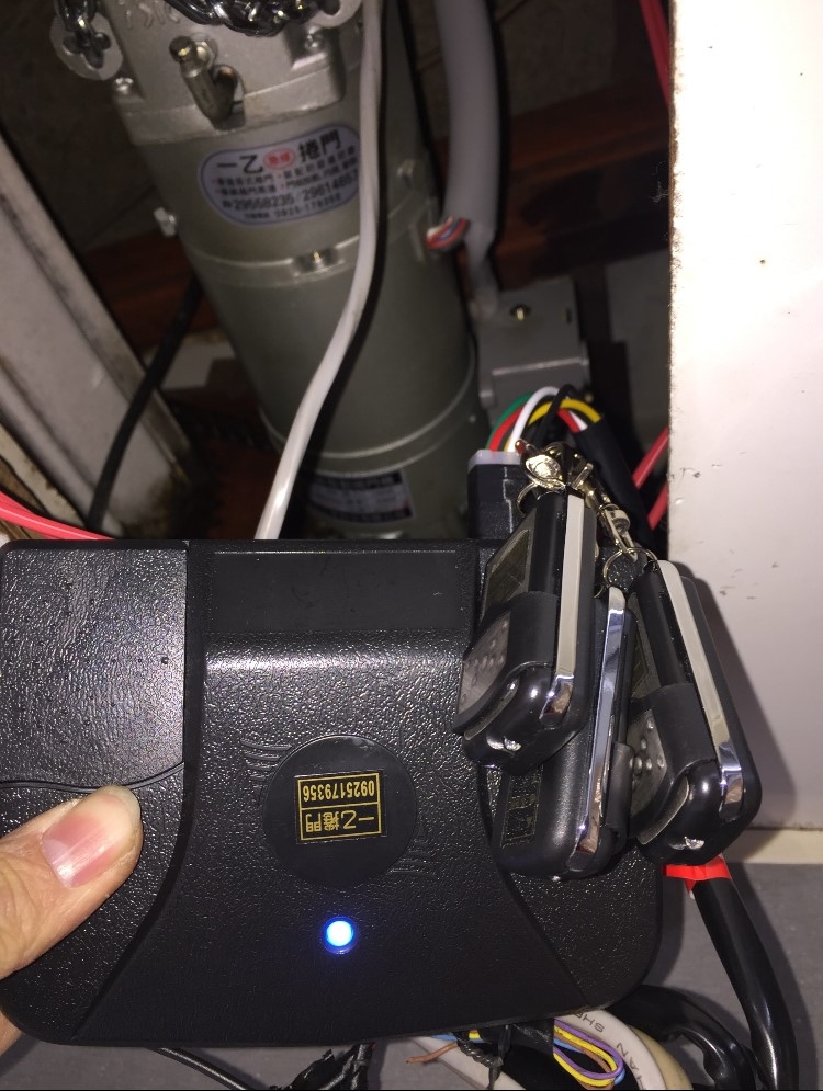 裝配各式防盜搖控器