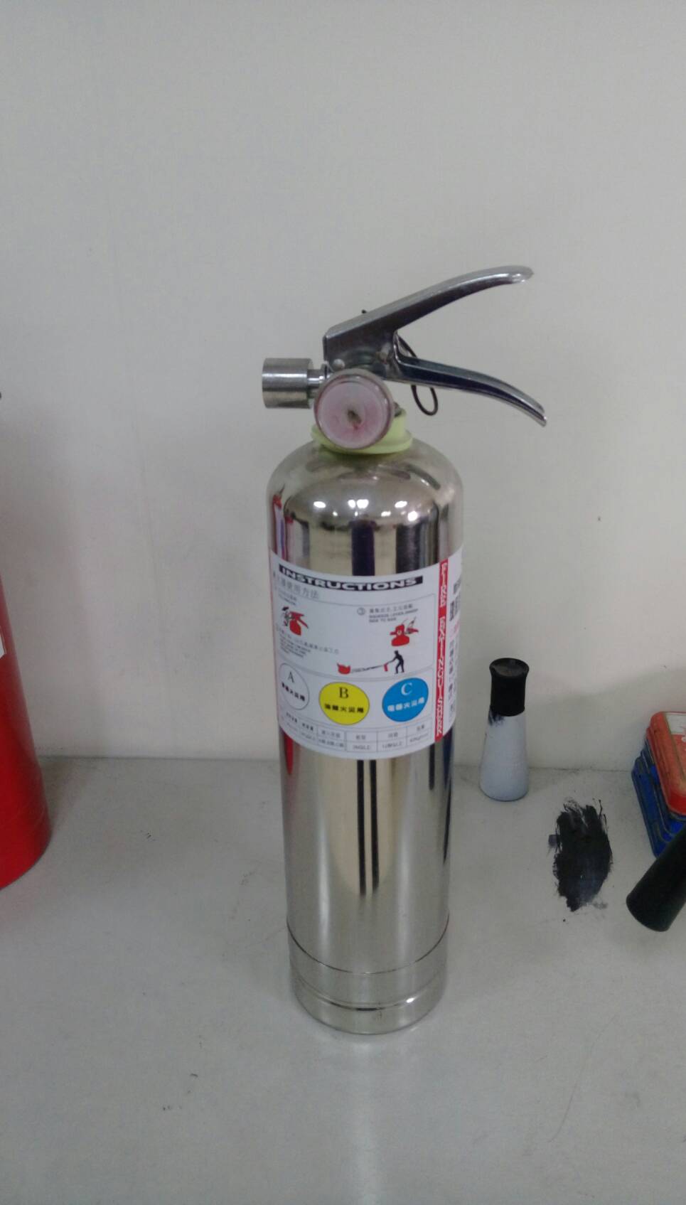 華林消防工程-滅火器換藥充填