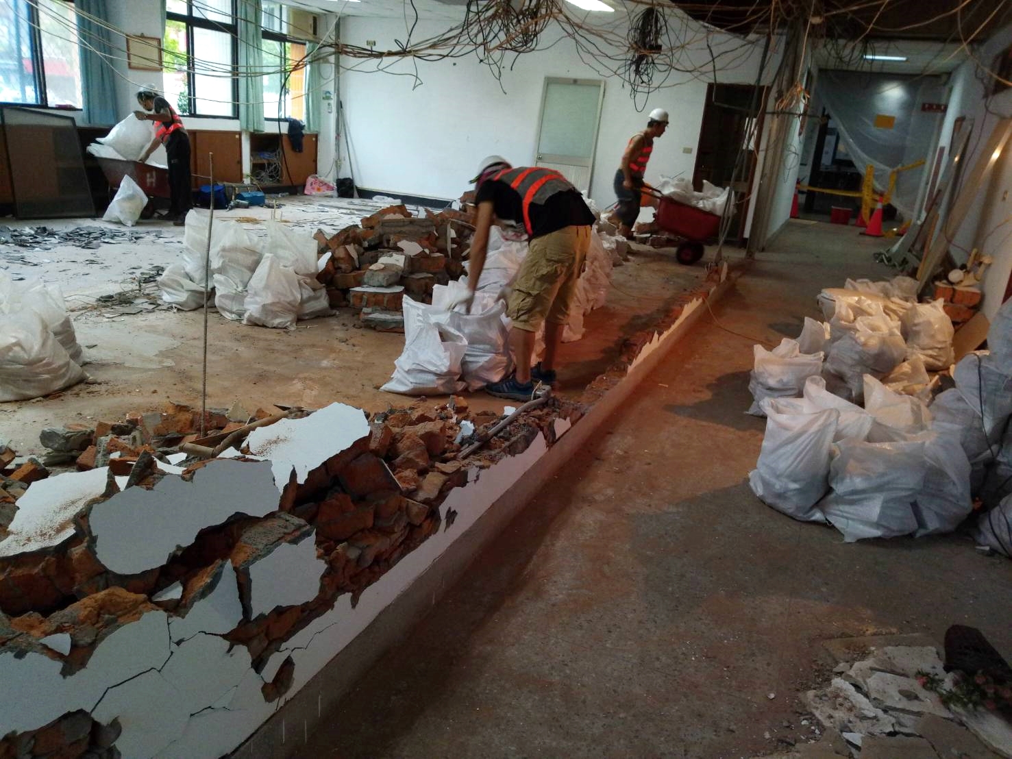 鑽石拆除-各式拆除工程及清運