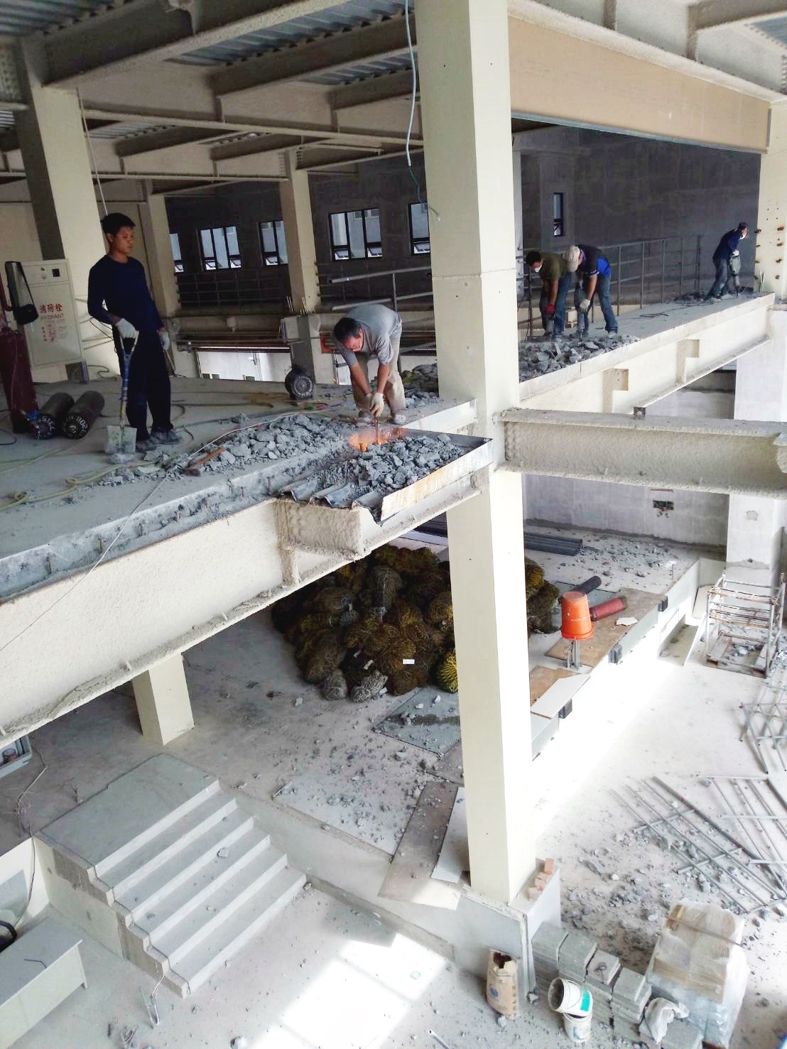 台北拆除-鑽石起重工程行|環宇廢棄物處理