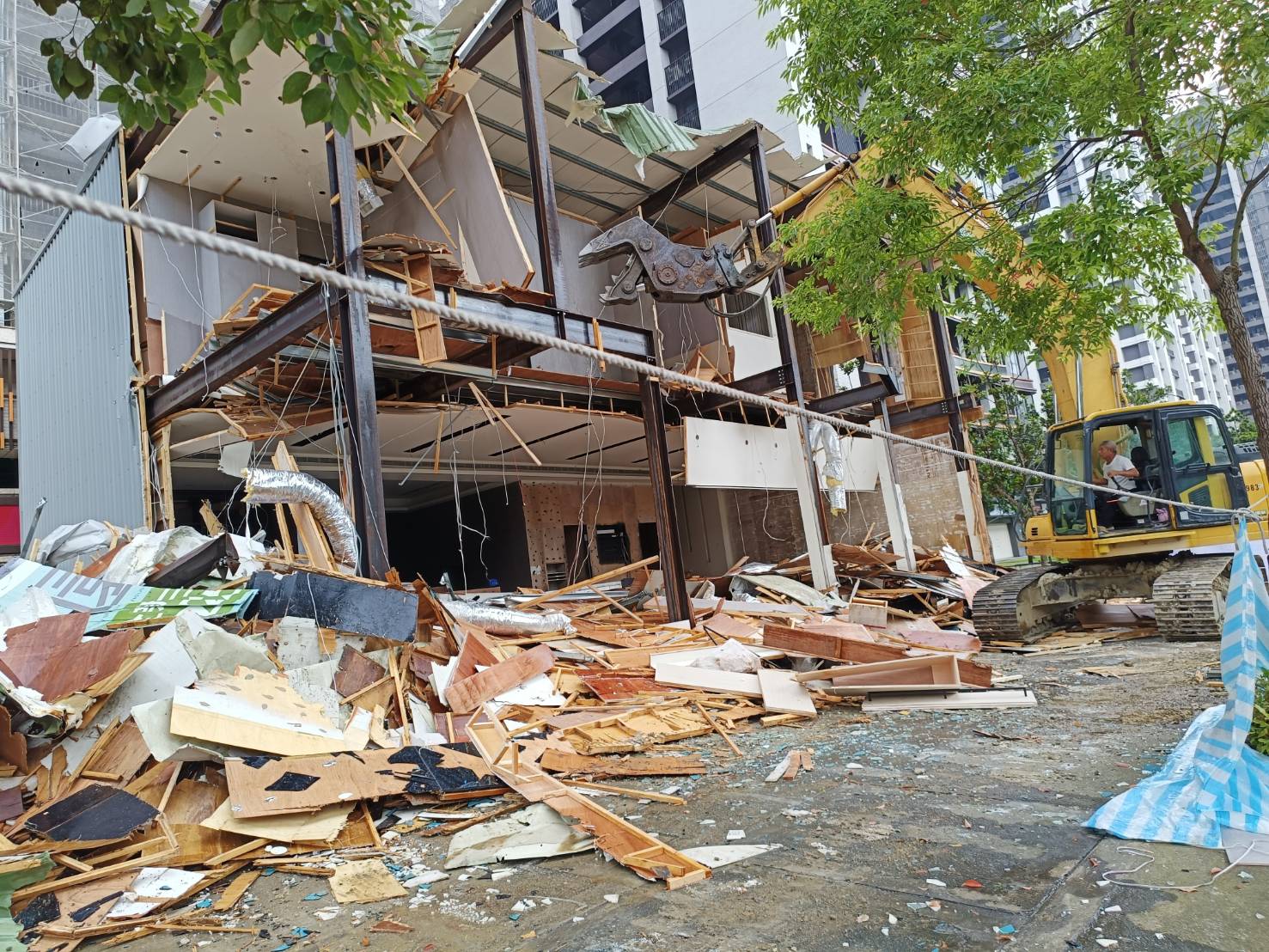 建商銷售中心拆除