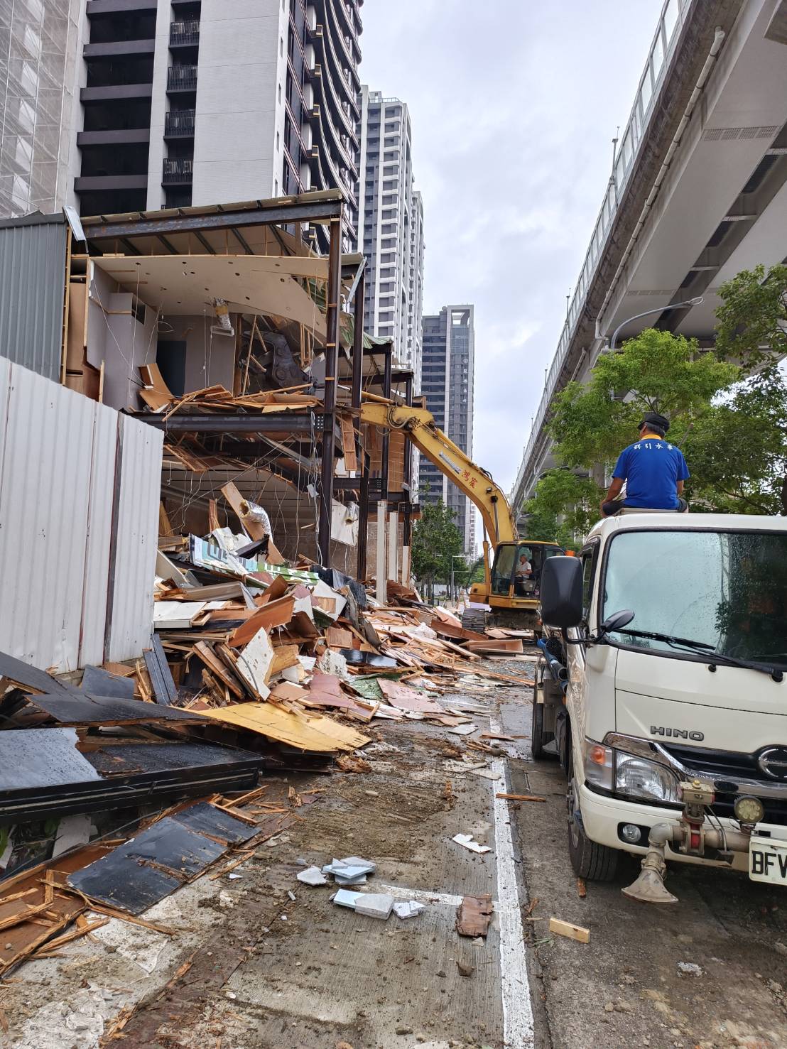 建商銷售中心拆除