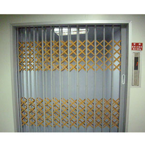 揚騰機電-貨梯伸縮門外觀