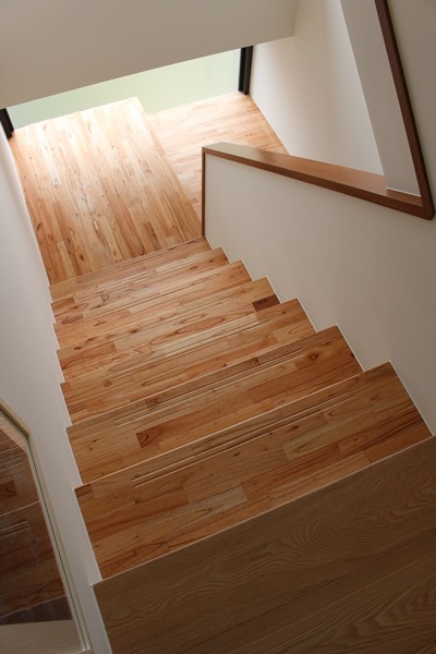 【拼接實木樓梯板】白櫸木集成實木樓梯板