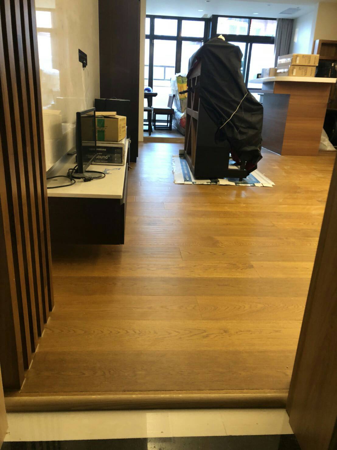 雅典古城橡木-仿古手刮複合式地板