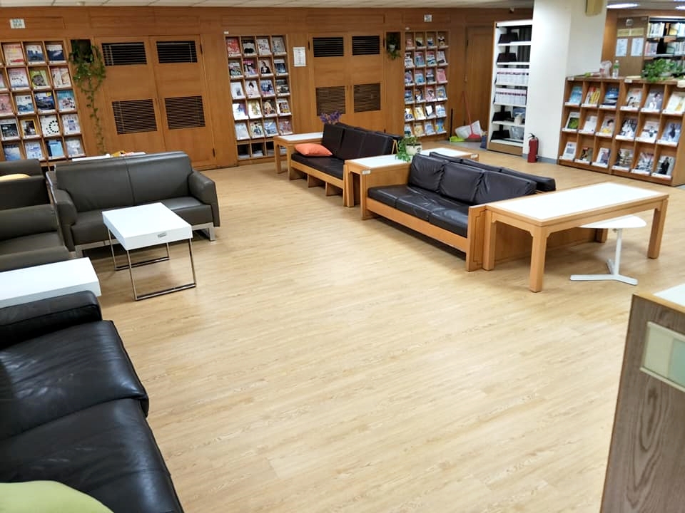 PVC卡扣石塑地板