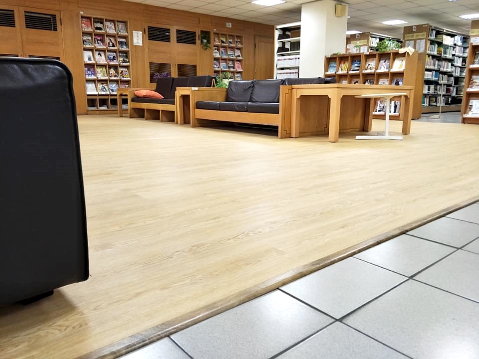 PVC卡扣超耐磨地板