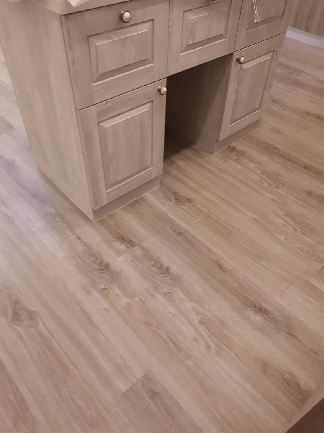 卡扣石塑CT-4210超耐磨地板直鋪工程