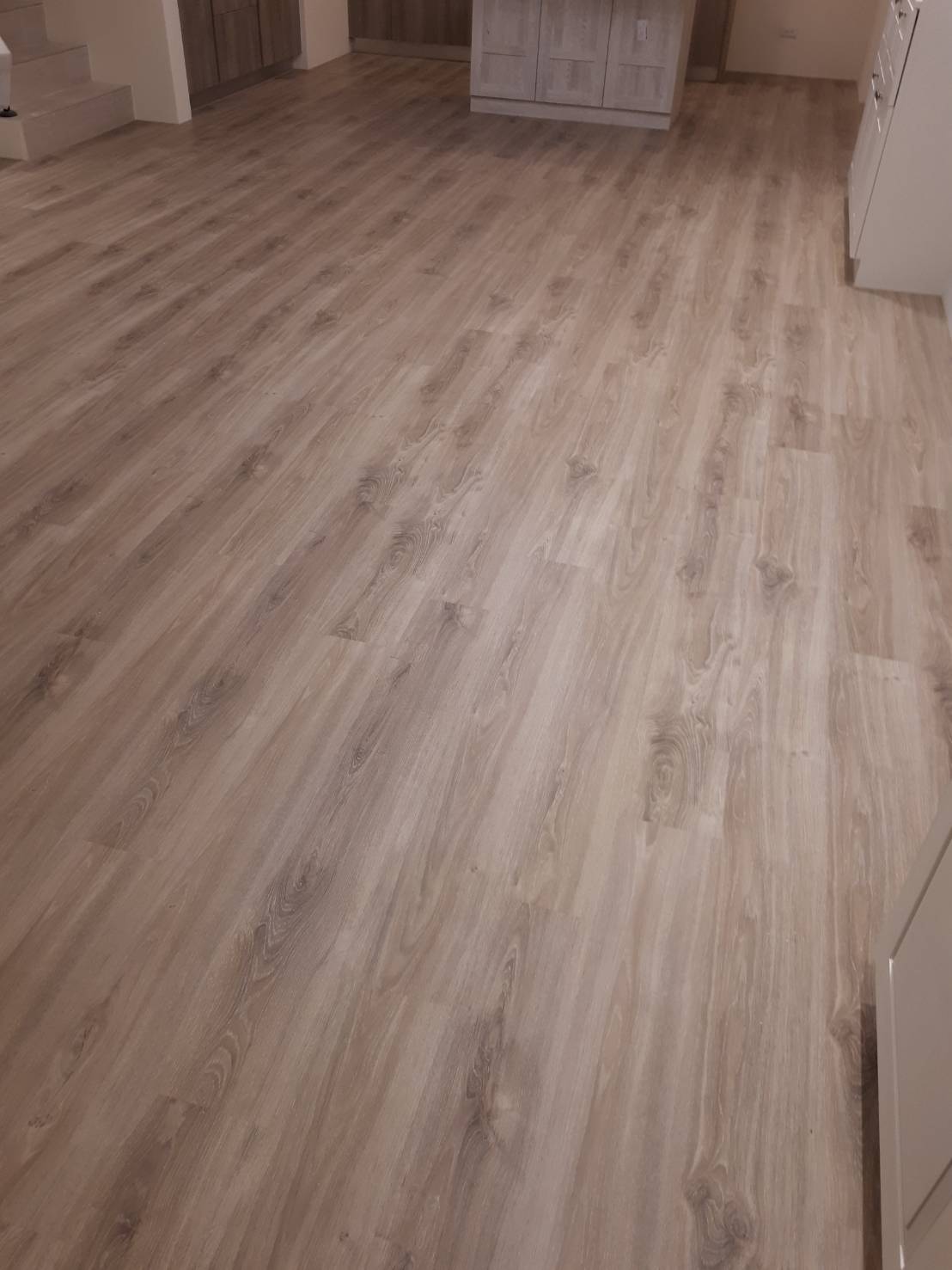 卡扣石塑CT-4210超耐磨地板直鋪工程