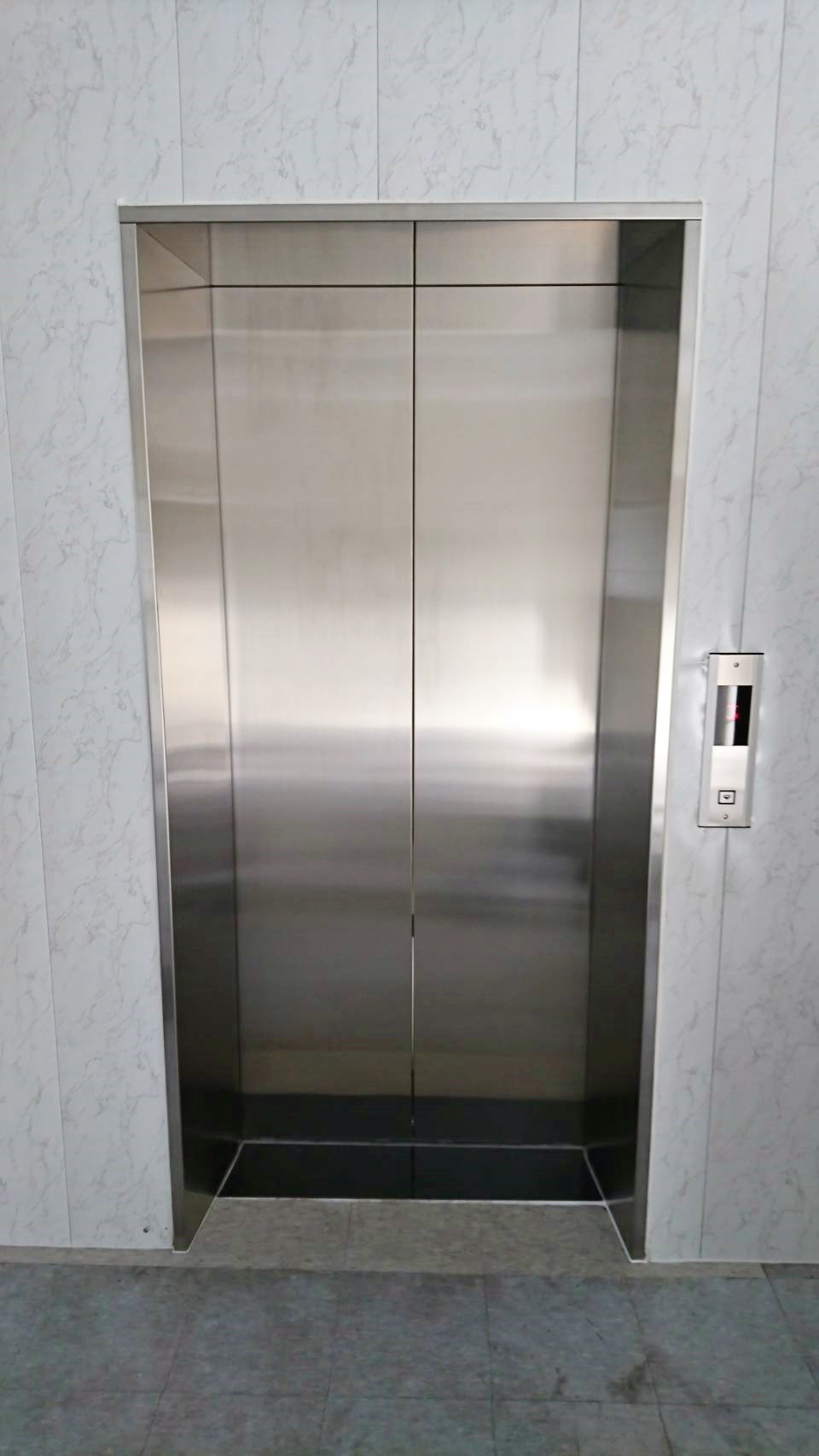 雙菱電梯-六人座電梯