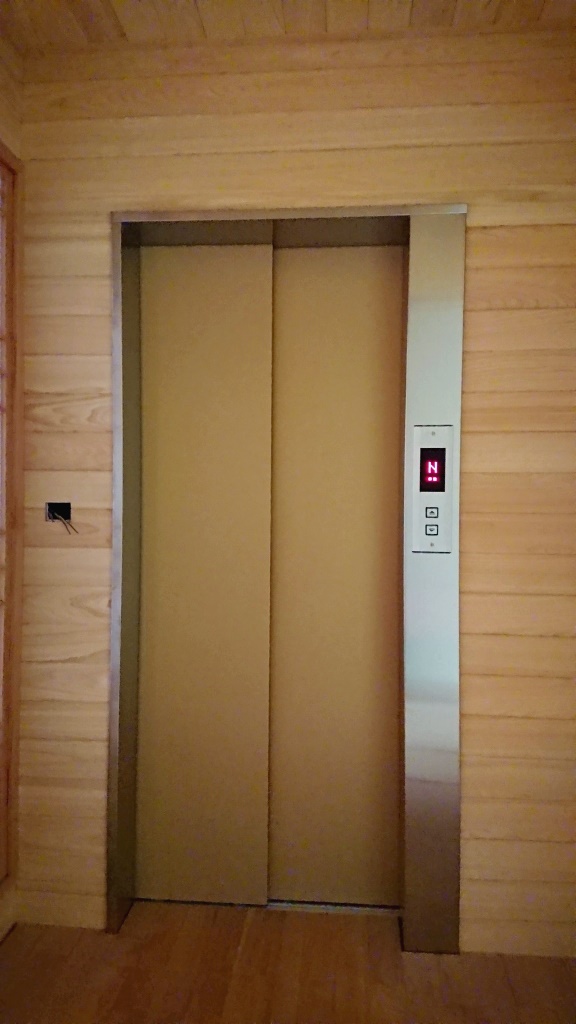 雙菱電梯-六人座家庭電梯