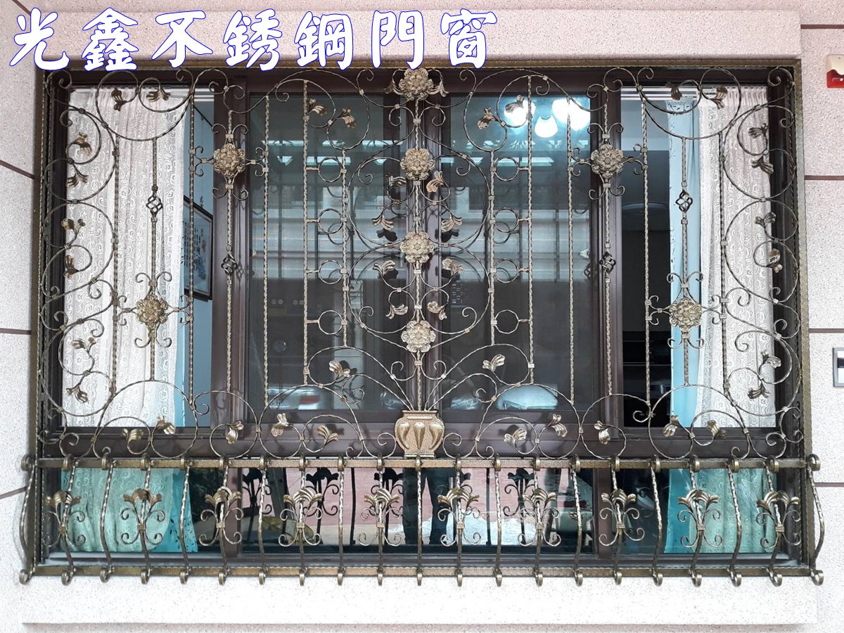 光鑫不銹鋼門窗-電動捲門