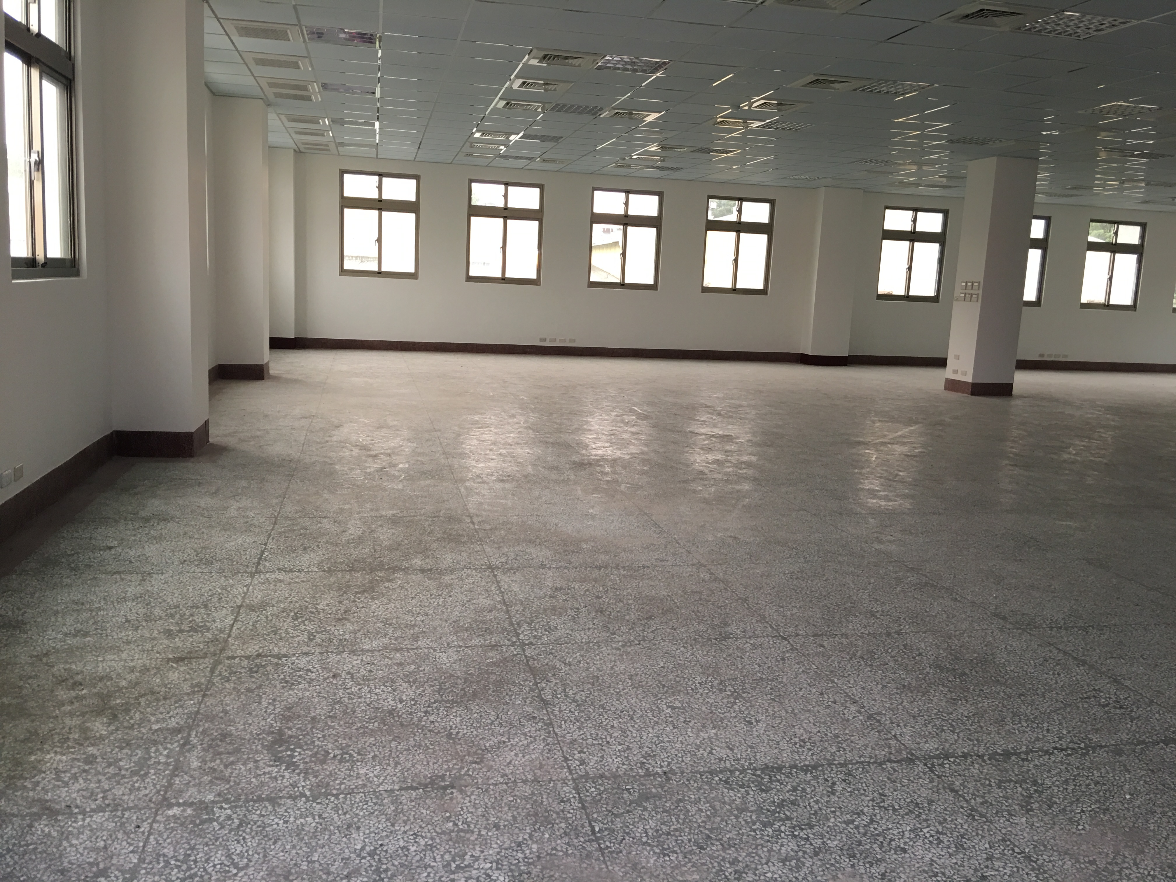 地板磨地清洗打腊(前)