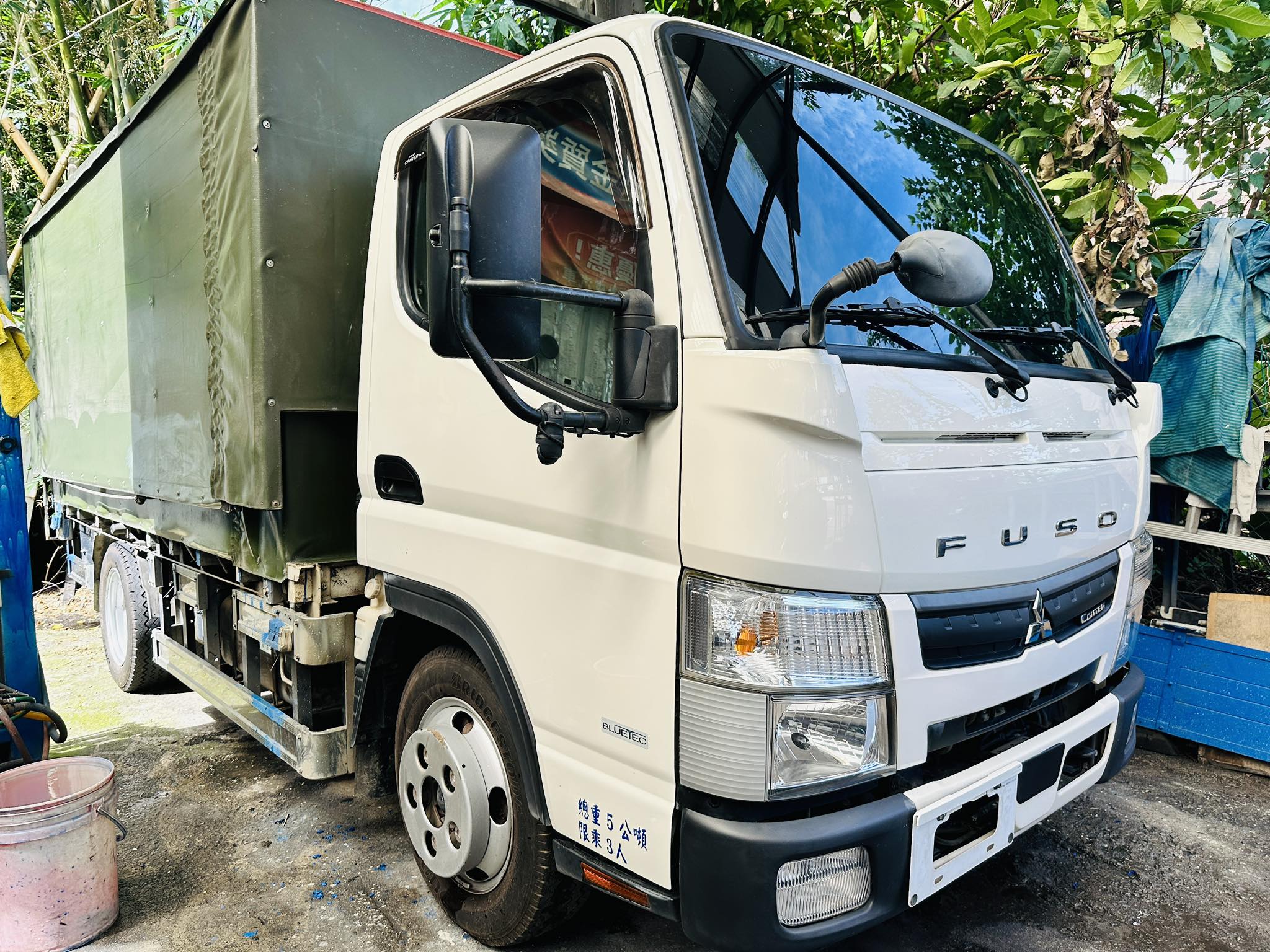 2023年堅達貨車3.0L昇降篷（11.5呎）四向尾門