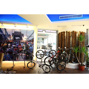 自行車行裝潢案例