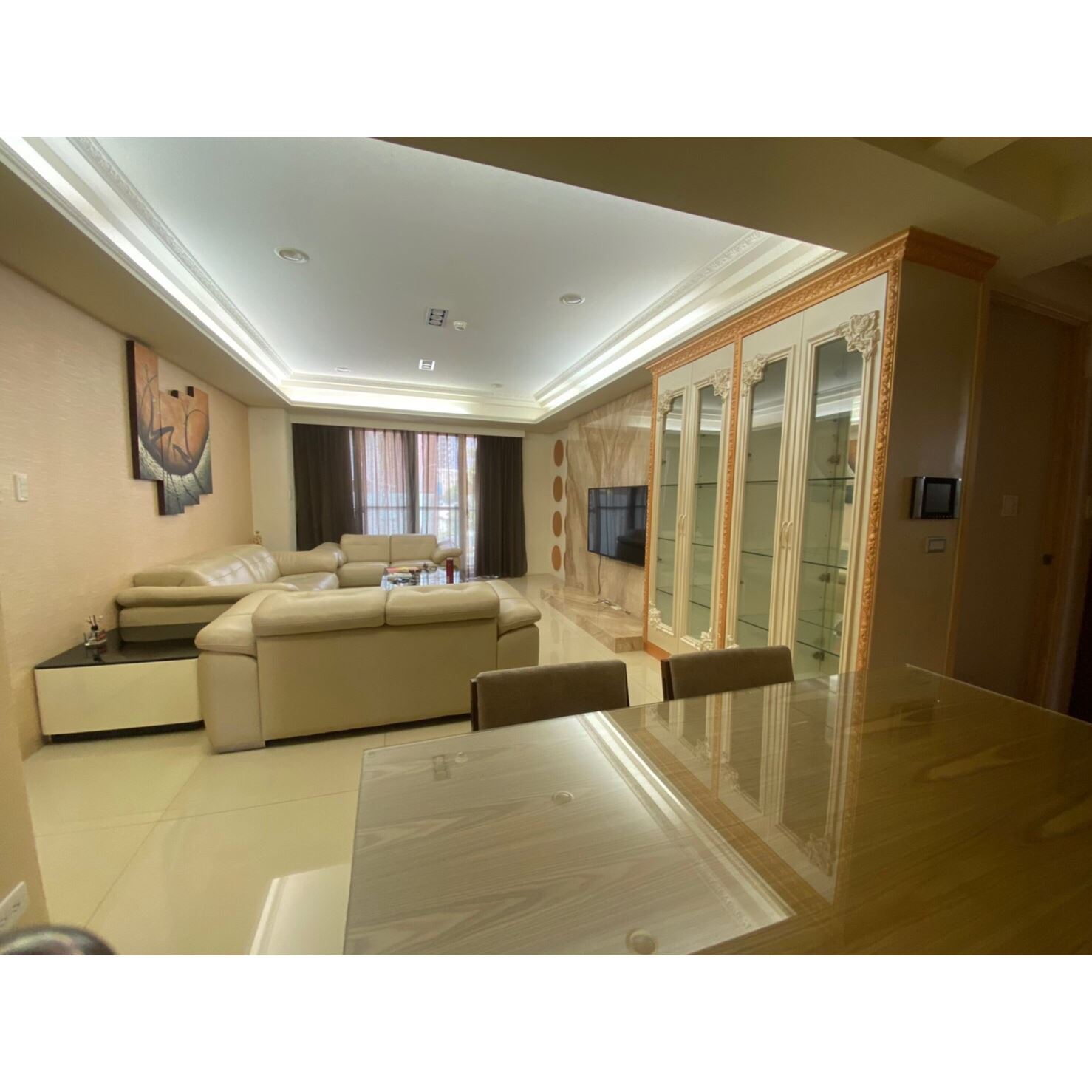 三房兩廳兩位含家電家具輕鬆裝潢