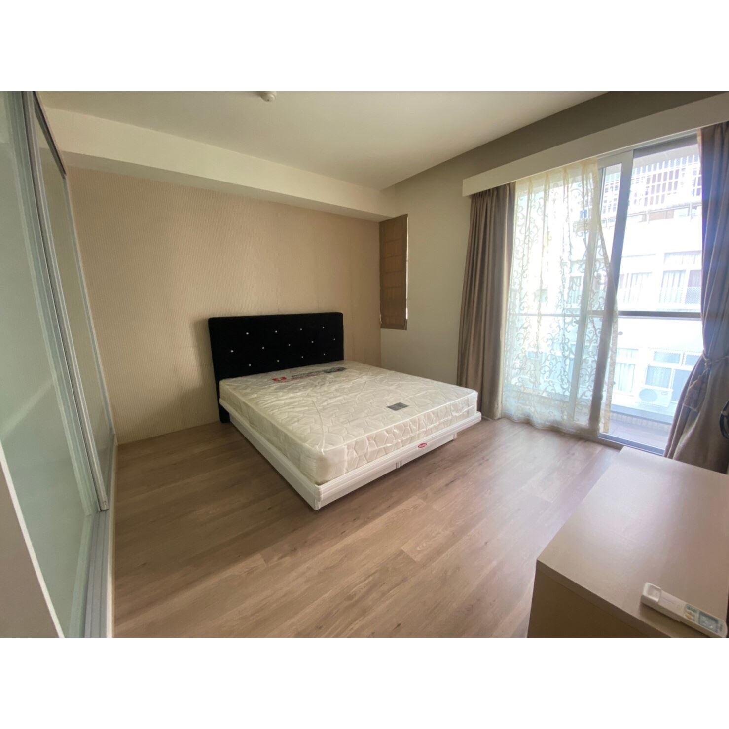 三房兩廳兩位含家電家具輕鬆裝潢