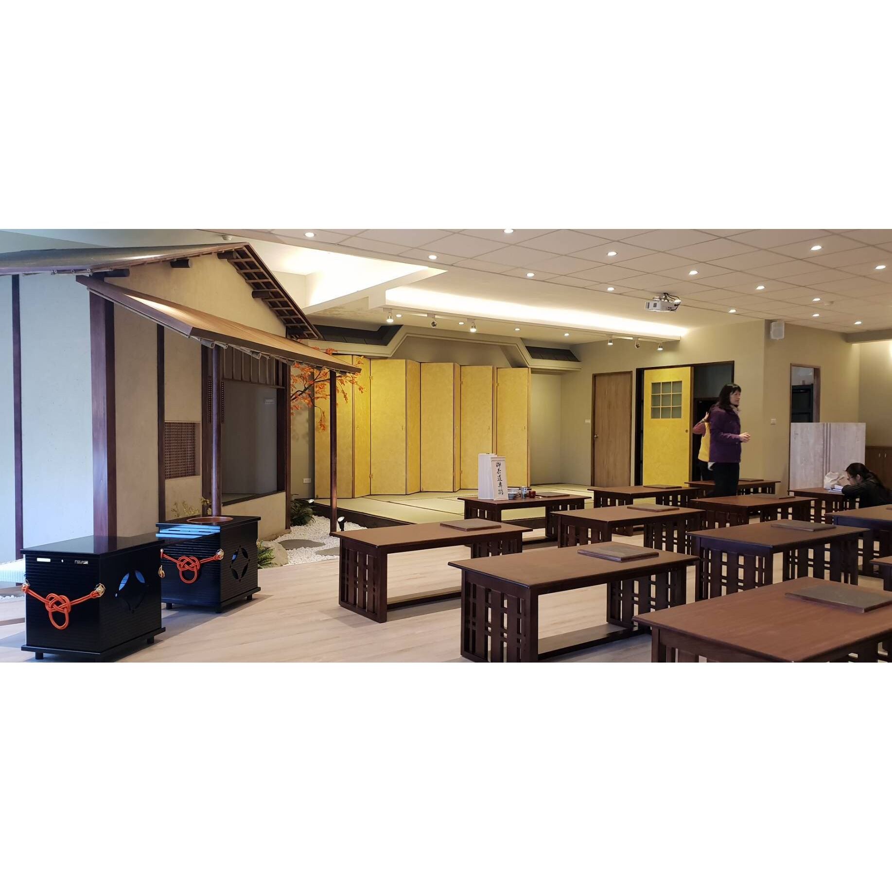 台中市科技大學日本教室裝潢ㄧ案評比優勝